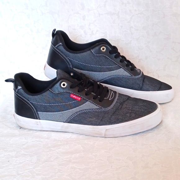 Levi's Other - Mens Levi's Shoe S13